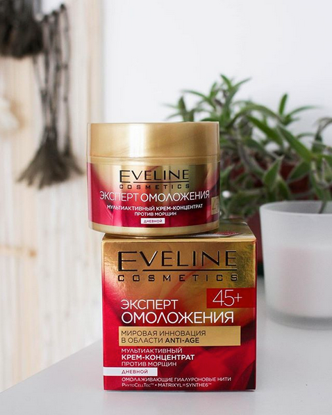 Мультиактивный крем-концентрат против морщин Eveline "Эксперт омоложения" 45+ заметно повышает плотность кожи, благодаря глубокому увлажнению гиалуроновой кислотой, а входящий в его состав anti-age комплекс обеспечивает интенсивную регенерацию с Мультиактивный крем-концентрат против морщин Eveline "Эксперт омоложения" 45+ заметно повышает плотность кожи, благодаря глубокому увлажнению гиалуроновой кислотой, а входящий в его состав anti-age комплекс обеспечивает интенсивную регенерацию с