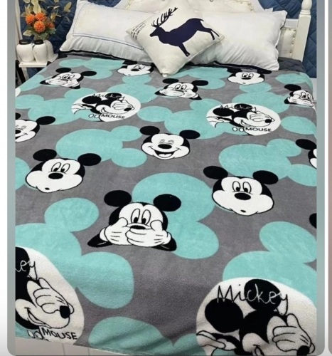 В наличии . Пледы по 390 руб. В наличии . Пледы по 390 руб.