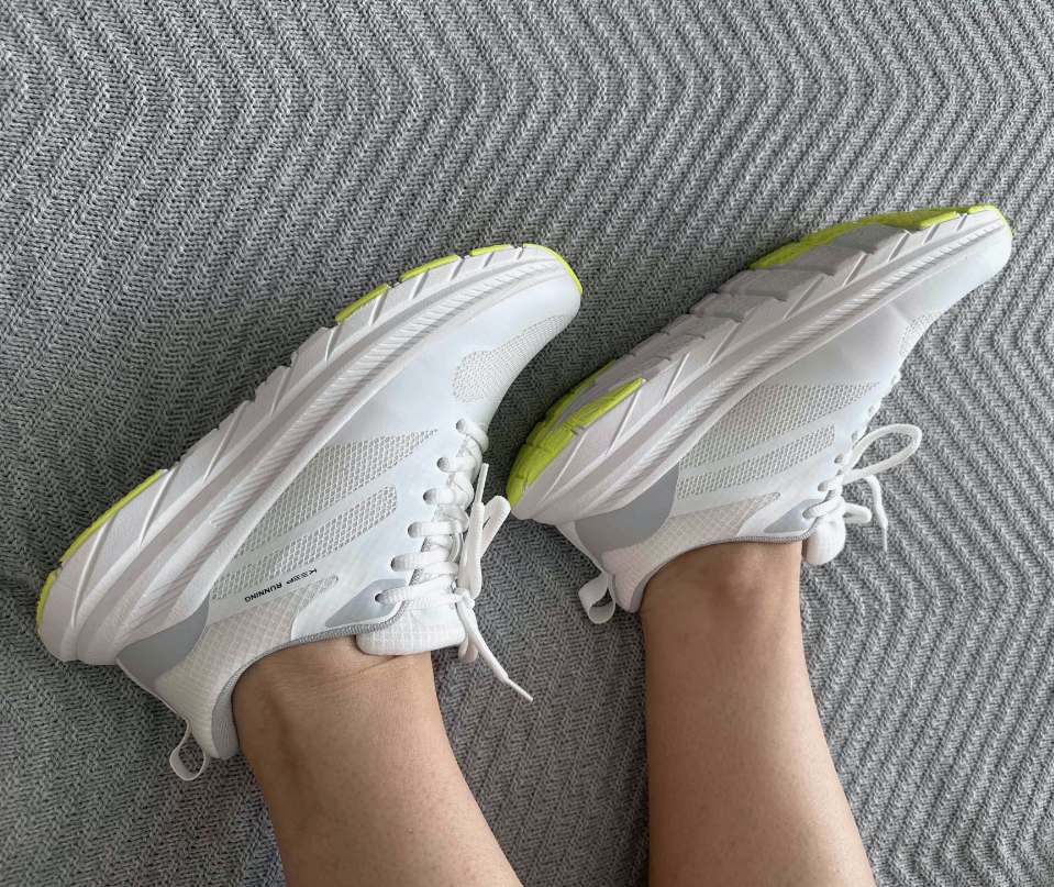 Отличные кроссовки . Очень удобные для занятий спортом! Отличные кроссовки . Очень удобные для занятий спортом!