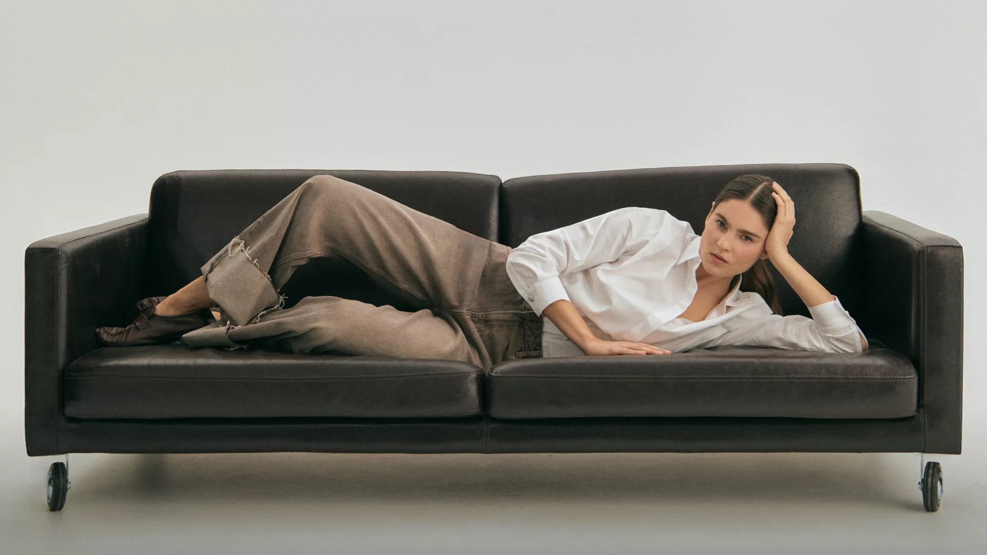 Emka. Сбор до 13.10. Женская одежда класса Премиум. Новинки сезона Зима 25/26! Emka. Сбор до 13.10. Женская одежда класса Премиум. Новинки сезона Зима 25/26!