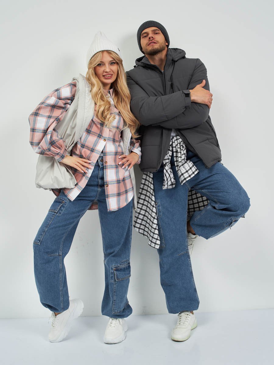 Самые ультрамодные и популярные карго джинсы на сегодня из нашей коллекции для всех. Посадка Baggy fit в этой модели это мешковатые джинсы с высокой талией, широкими штанинами по всей длине. Самые ультрамодные и популярные карго джинсы на сегодня из нашей коллекции для всех. Посадка Baggy fit в этой модели это мешковатые джинсы с высокой талией, широкими штанинами по всей длине.