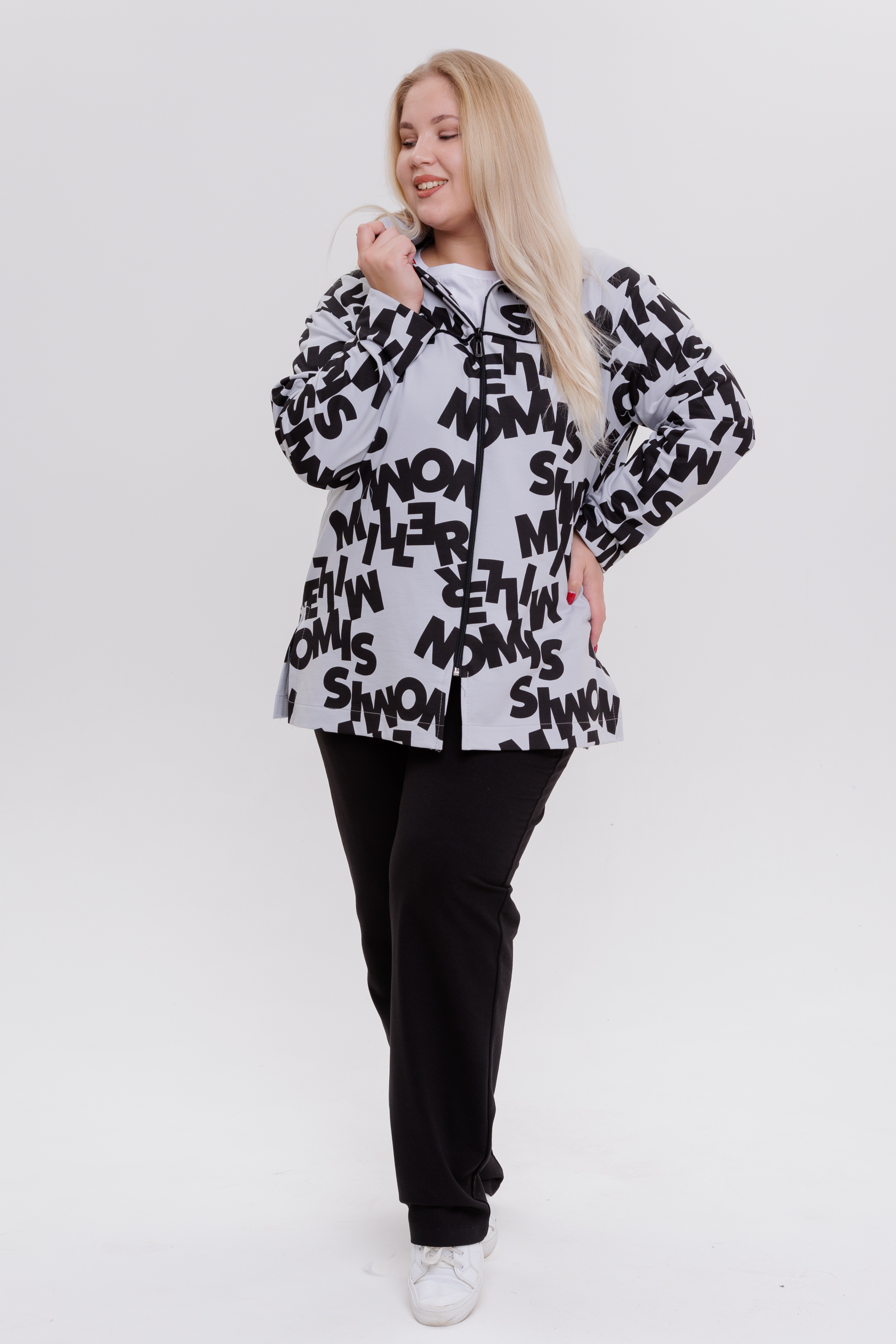 АКЦИЯ! В наличии 48 и 50 размеры. Костюм из футера с лайкрой 2-х нитки состоит из толстовки и брюк. Толстовка свободного кроя с застежкой на молнии, с воротником-стойкой, длинными рукавами и разрезами в боковых швах. Брюки с удобной правильной посадкой АКЦИЯ! В наличии 48 и 50 размеры. Костюм из футера с лайкрой 2-х нитки состоит из толстовки и брюк. Толстовка свободного кроя с застежкой на молнии, с воротником-стойкой, длинными рукавами и разрезами в боковых швах. Брюки с удобной правильной посадкой