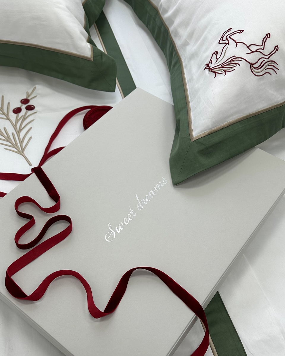 Устали от безумных рисунков и алых роз? Стильное КПБ в европейском стиле. Устали от безумных рисунков и алых роз? Стильное КПБ в европейском стиле.