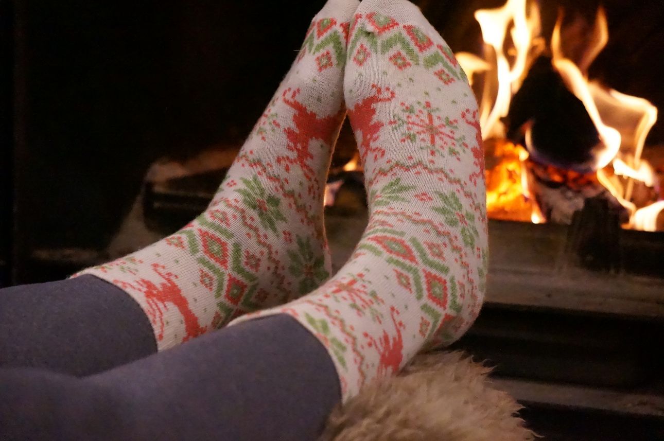 Шерстяные и хлопковые носки с дизайнерским принтом. Мужская и женская коллекция Шерстяные и хлопковые носки с дизайнерским принтом. Мужская и женская коллекция