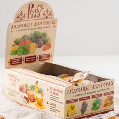 Живичные леденцы «Радоград» полезны для горла и иммунитета, содержат только натуральные компоненты. В их составе: живица (смола) кедра, кедровое масло, прополис, мед и витамин С. Живичные леденцы «Радоград» полезны для горла и иммунитета, содержат только натуральные компоненты. В их составе: живица (смола) кедра, кедровое масло, прополис, мед и витамин С.