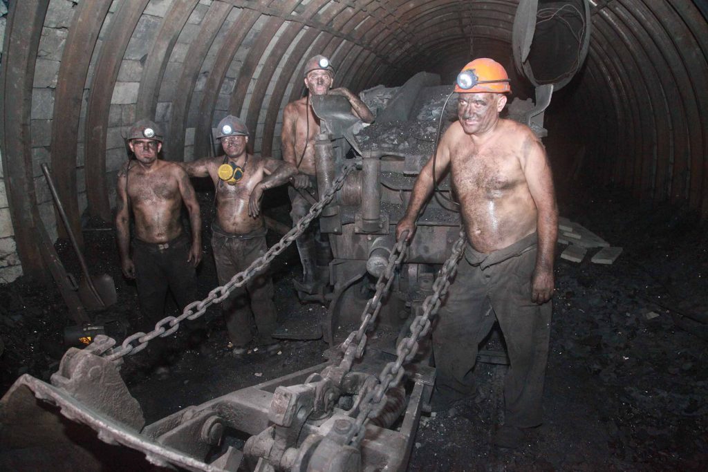 Шахтер 3 0