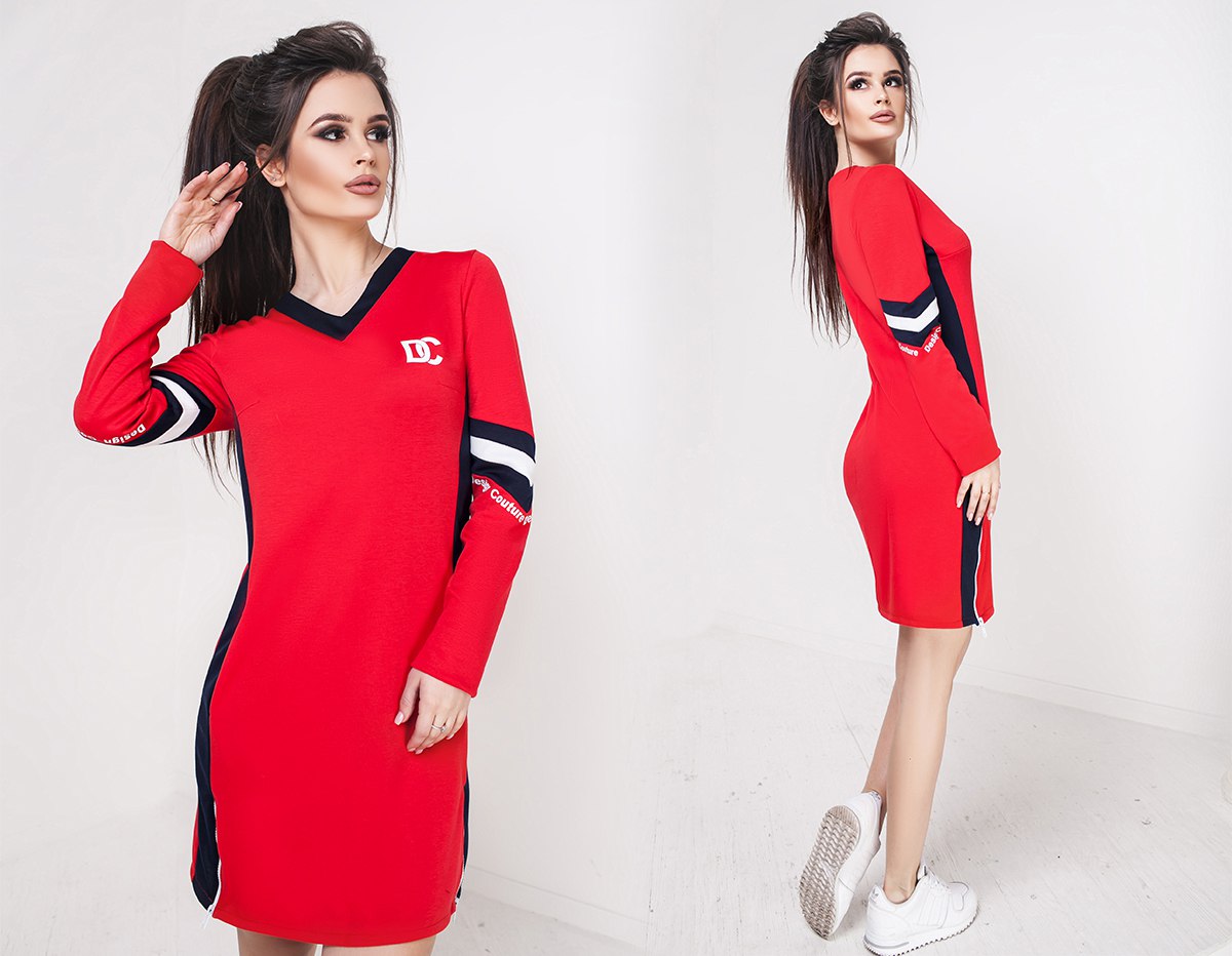 Красное спортивное платье