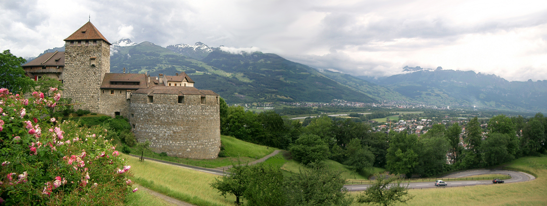 Замок Вадуц в Лихтенштейне 
 www.o...