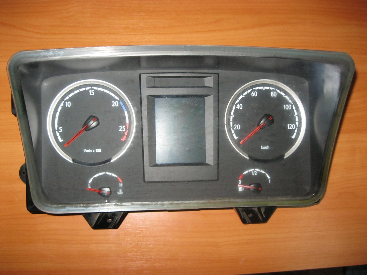   ECU ICL ( km/h ) 1092