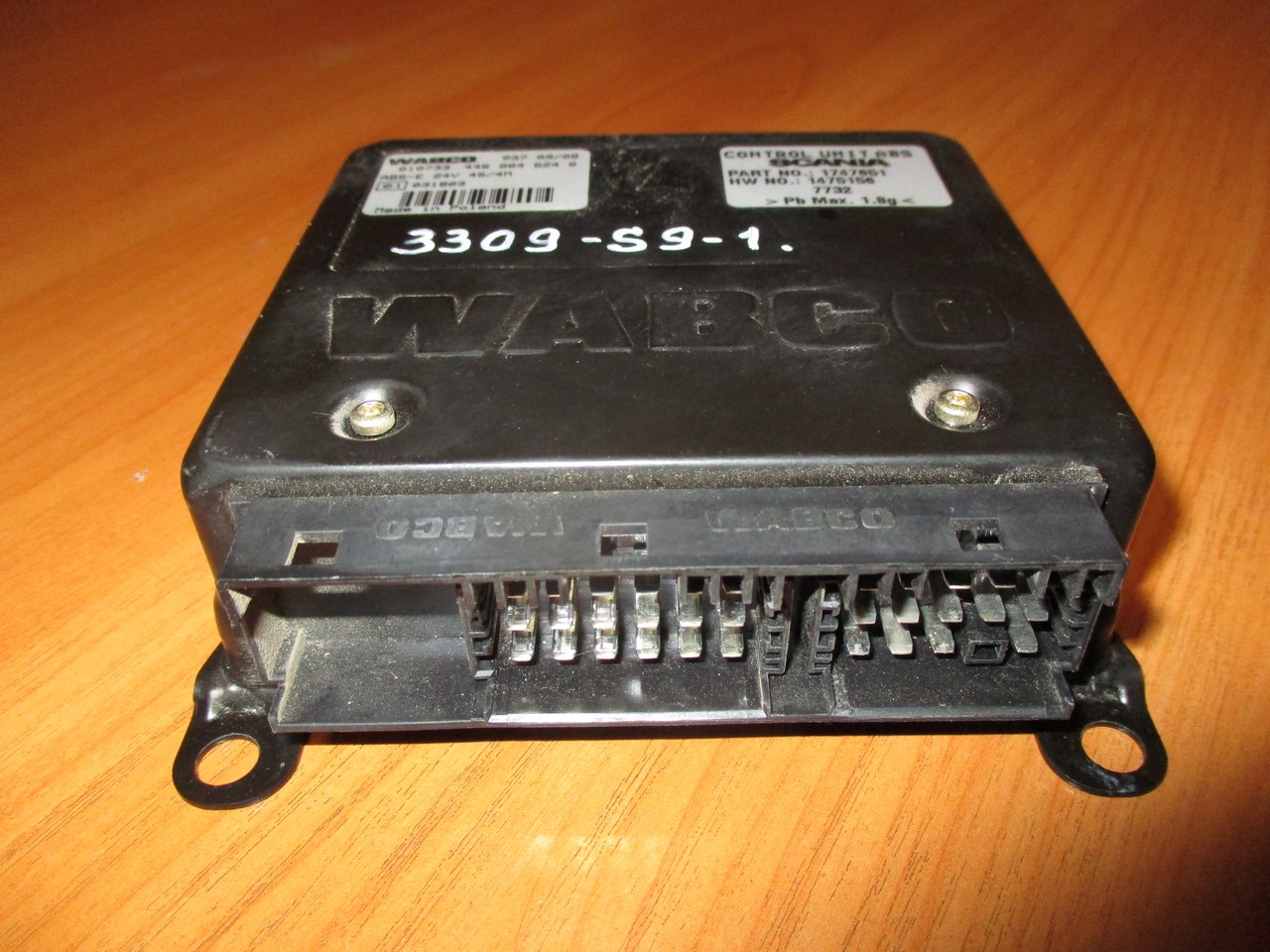 ECU  ABS    ( E37 ABS 4S/4M ) 3309