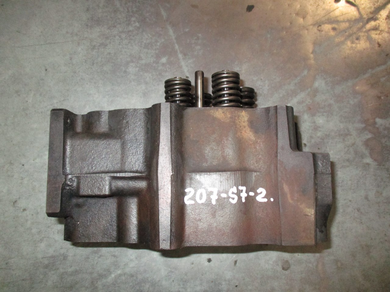    HPI 207