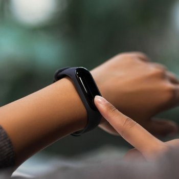    09.06.2019 . - XIAOMI Mi Band 2  3.    Mi Band 3 - 1450 . . .