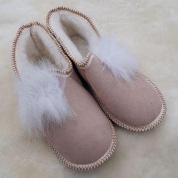   10.02.    .New ,     300   37-45, 28 , 45 .  ,,,  ,,.  16  46. .22.