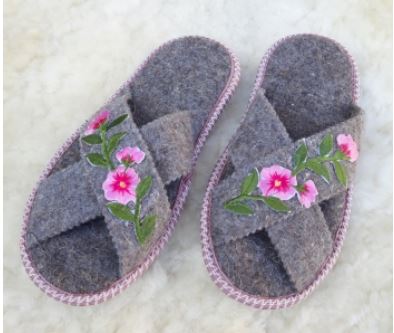   25.06.    .New ,     300   37-45, 28 , 45 .  ,,,  ,,.  16  46. .28.