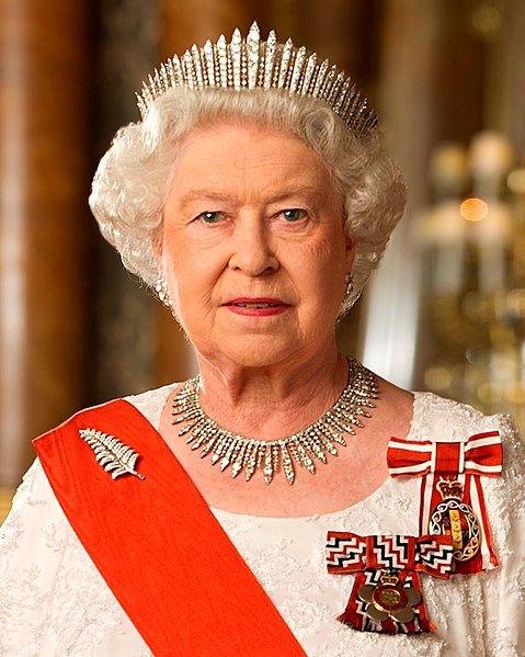Королева Елизавета II скончалась. Мир достойному монарху и земля - пухом