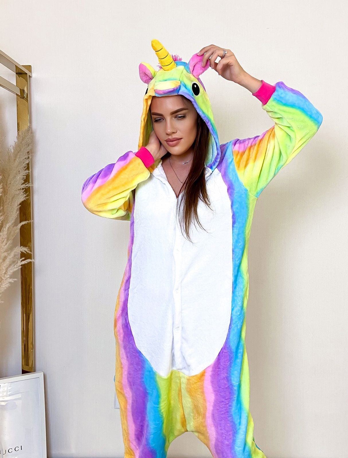 [b]  23.10    349 .[/b]