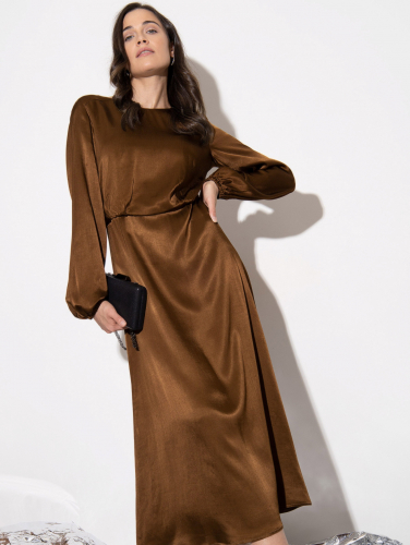 [b] . Emka Fashion.   70 %.         .   42-56. . . [/b]