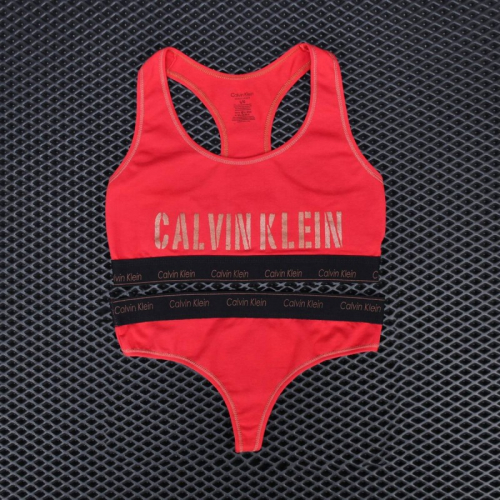    Calvin Klein   LUX          : 500  
