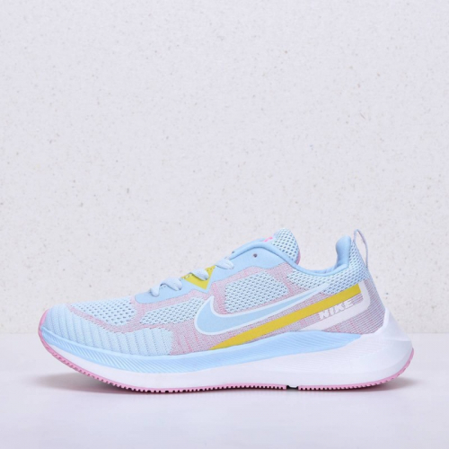   Nike Zoom