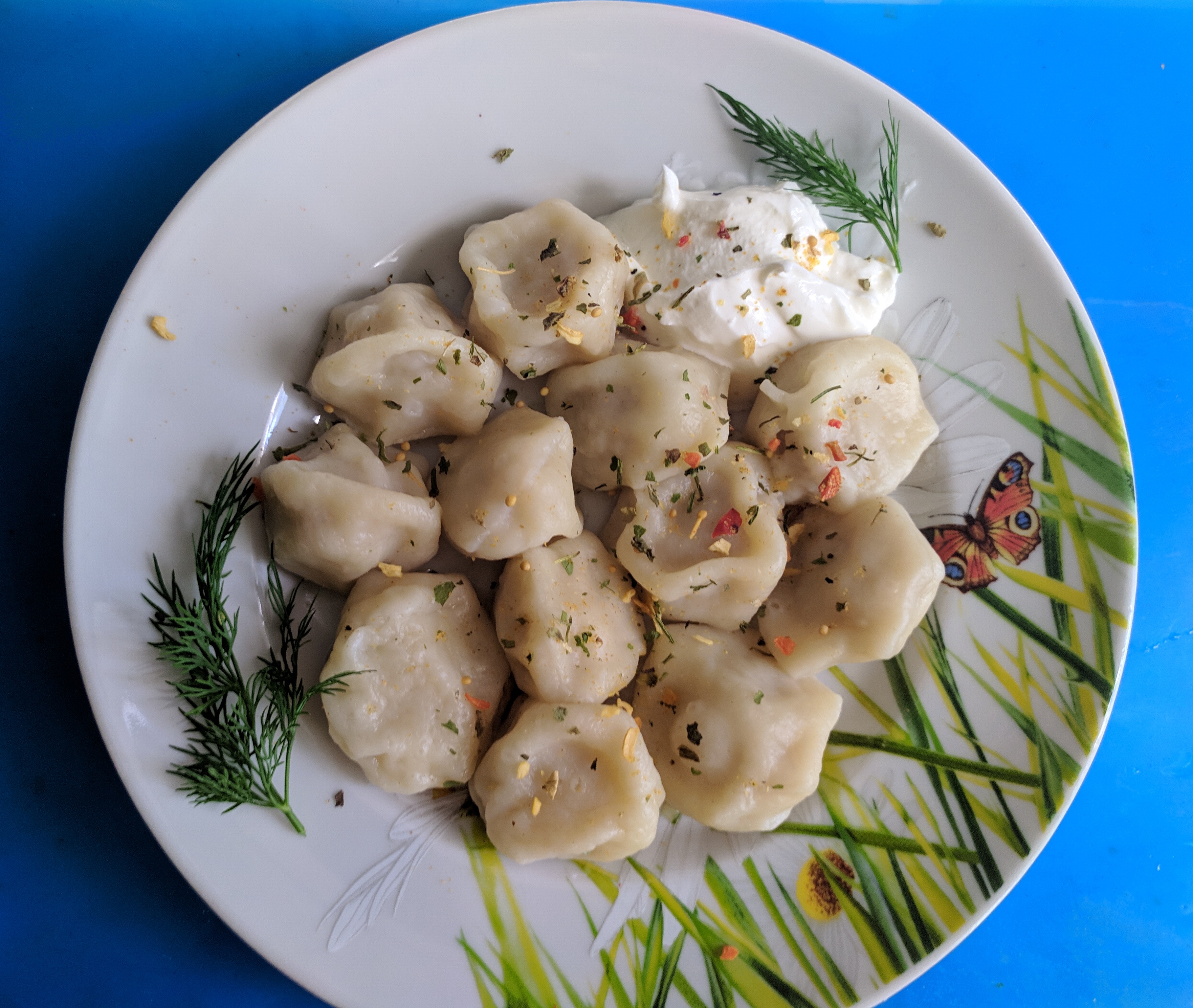 Самые вкусные пельмени тут! С бесплатной доставкой к дому и с раздачами через городские ЦР