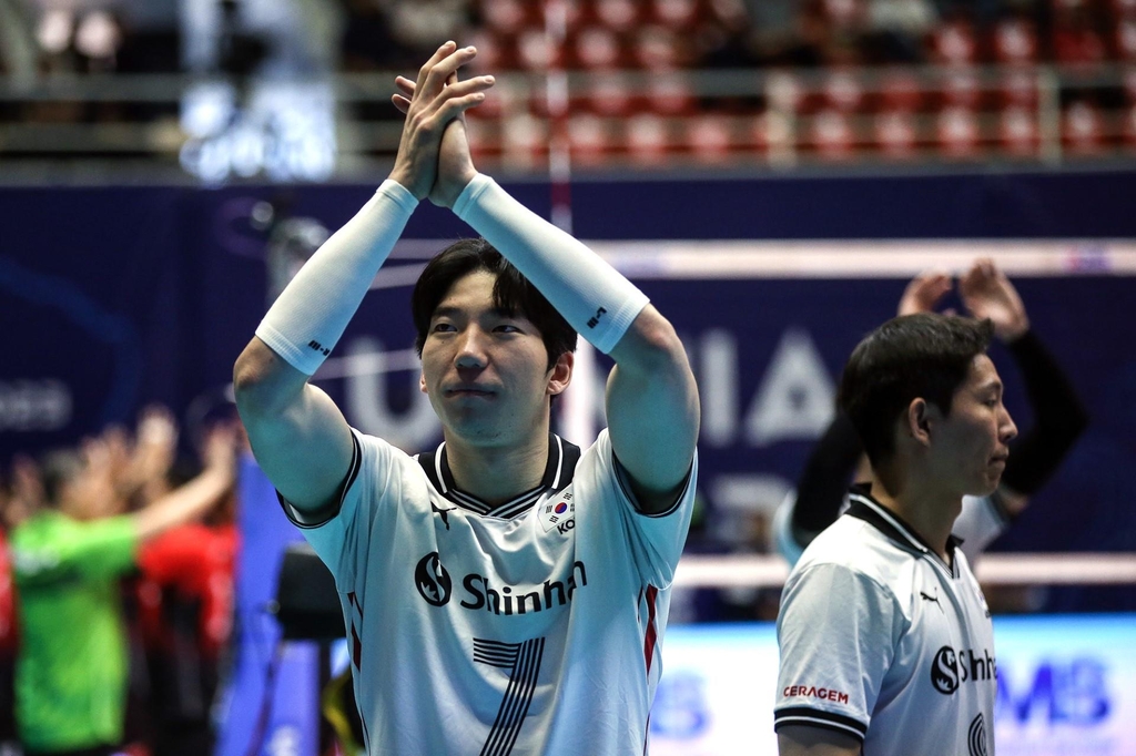 Korea men's volleyball faces China for Asian Championship quarterfinal ticket