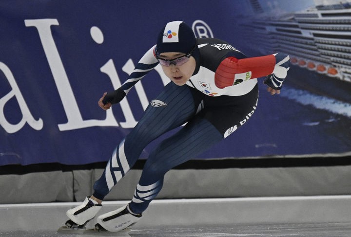 Kim Min-seon in ice speed, 500m gold at the 6th World Cup Jaewon Jeong wins 3 consecutive medals
