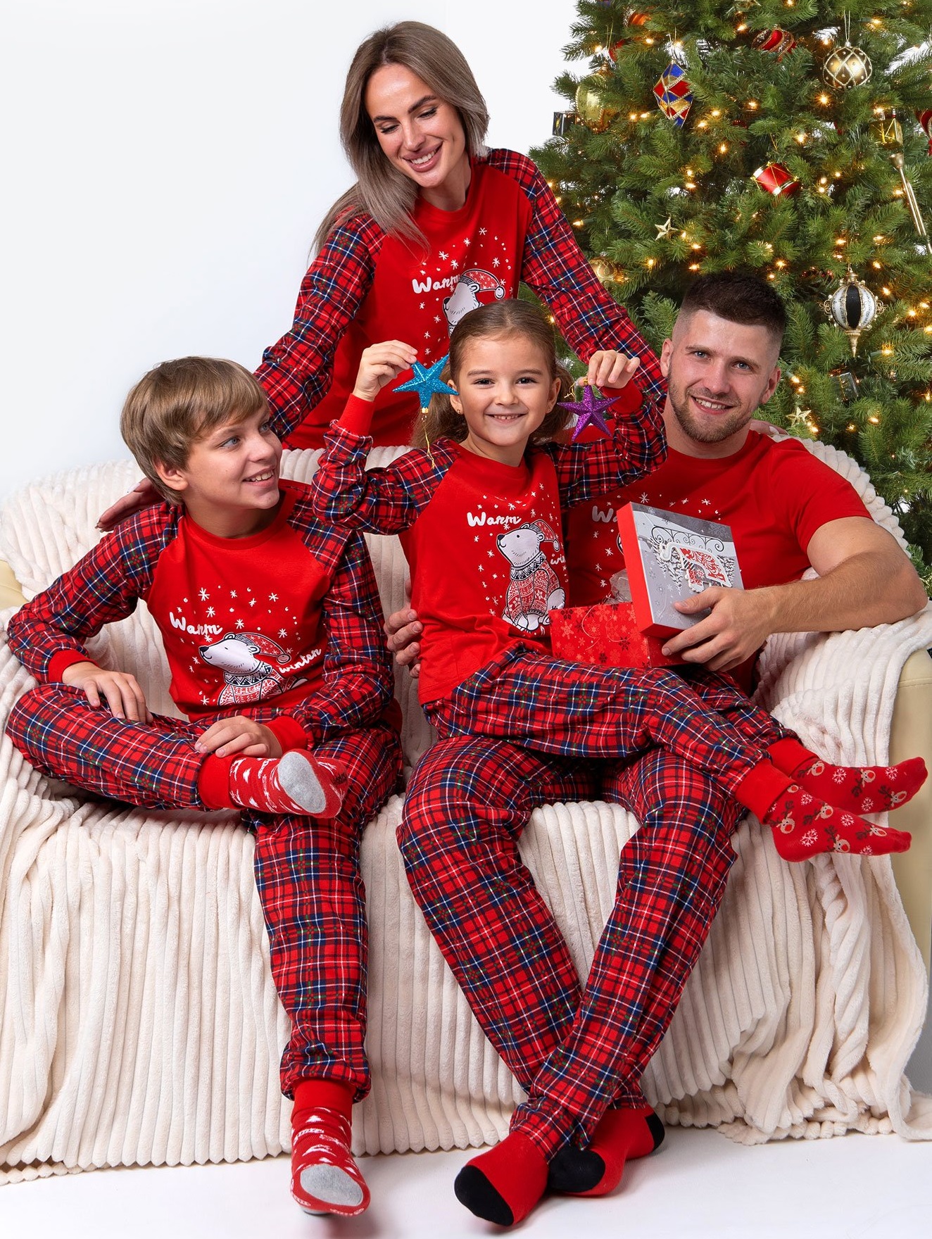 Happyfox. !       family look!