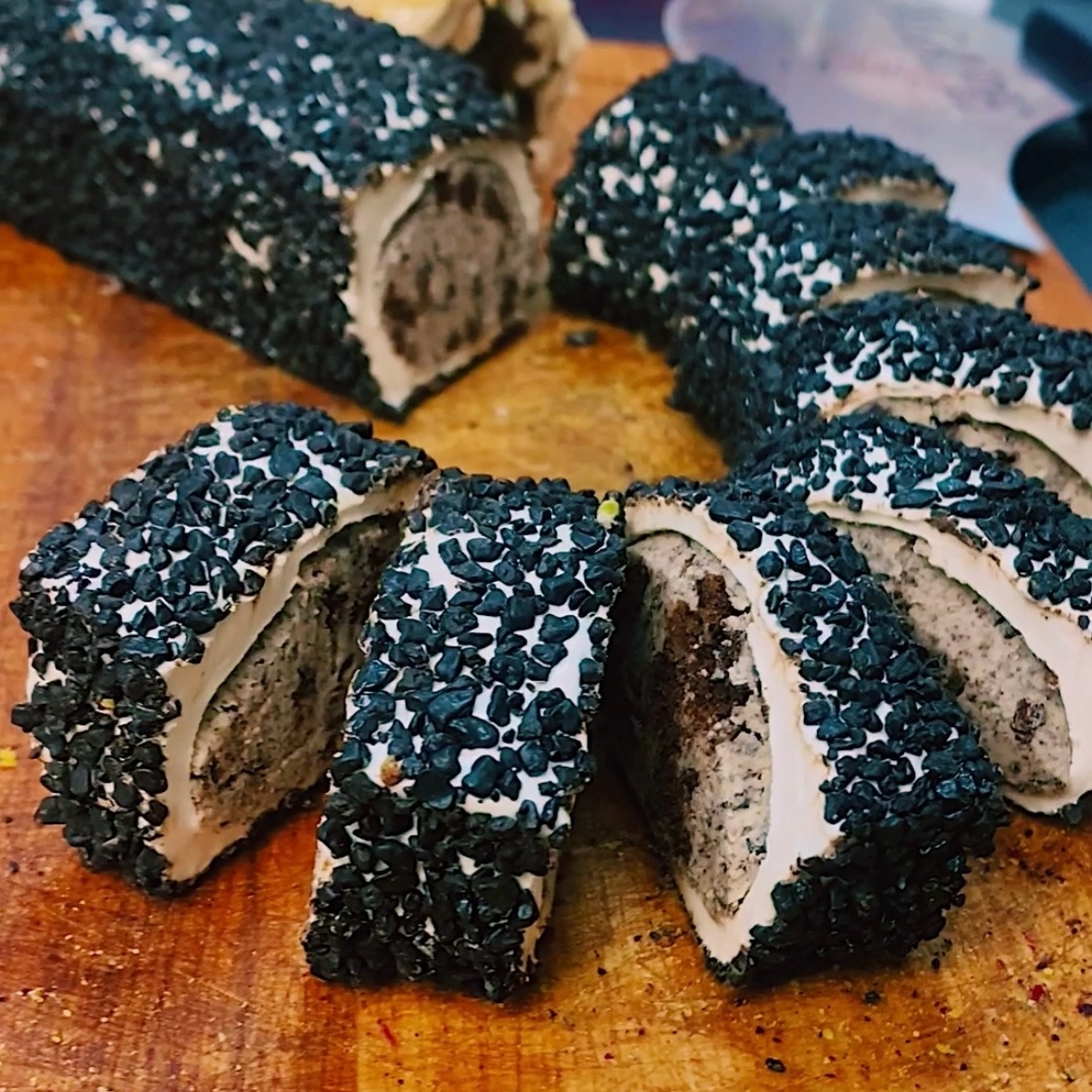  ! !!!      Oreo