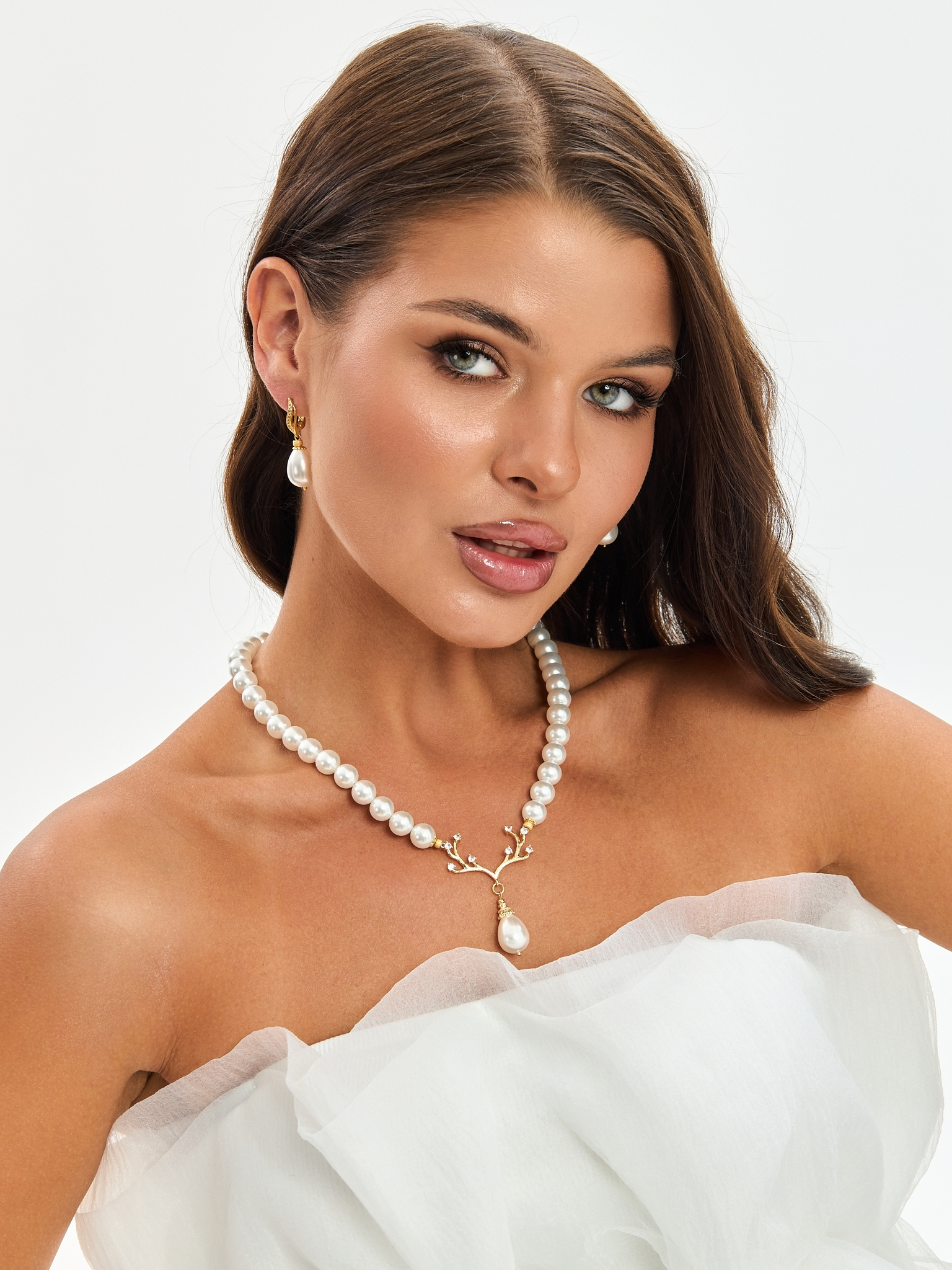 91002251  Selena Pearls.       46 - 53 ,   4 .    13*14 ,   10 .