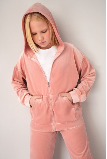   29.10.     80%. Happy Fox, Bonito, Baykar  .        16 .  37.