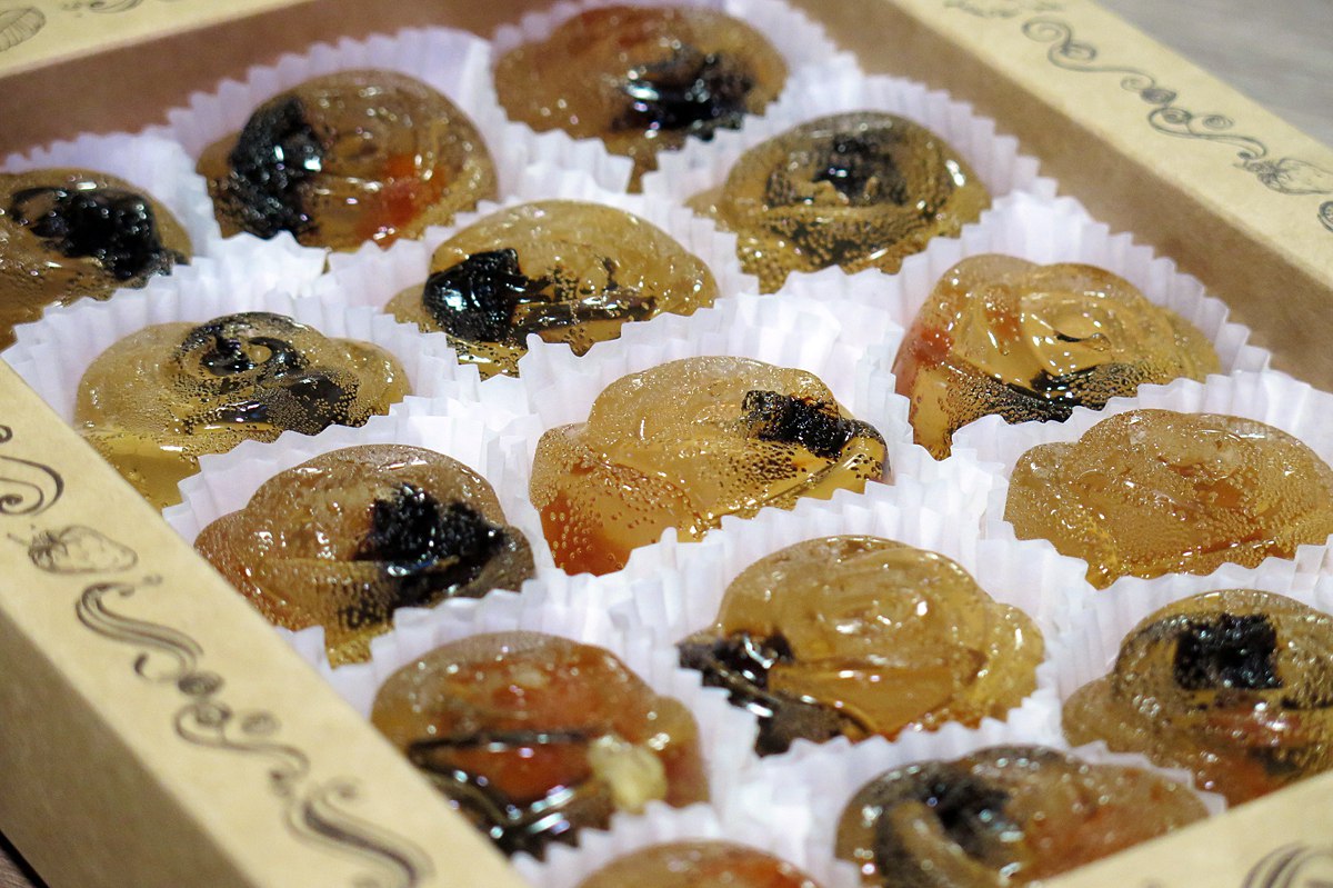   -  !   -    ,       !  !