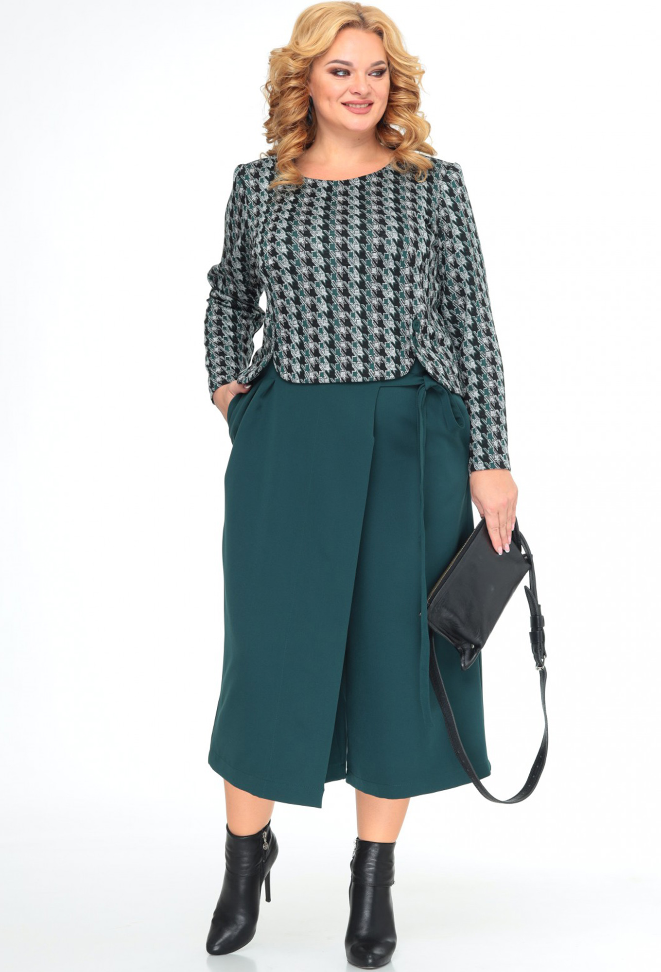   33.        40  70:   , ,   , , , ,  , , .  Lux   !