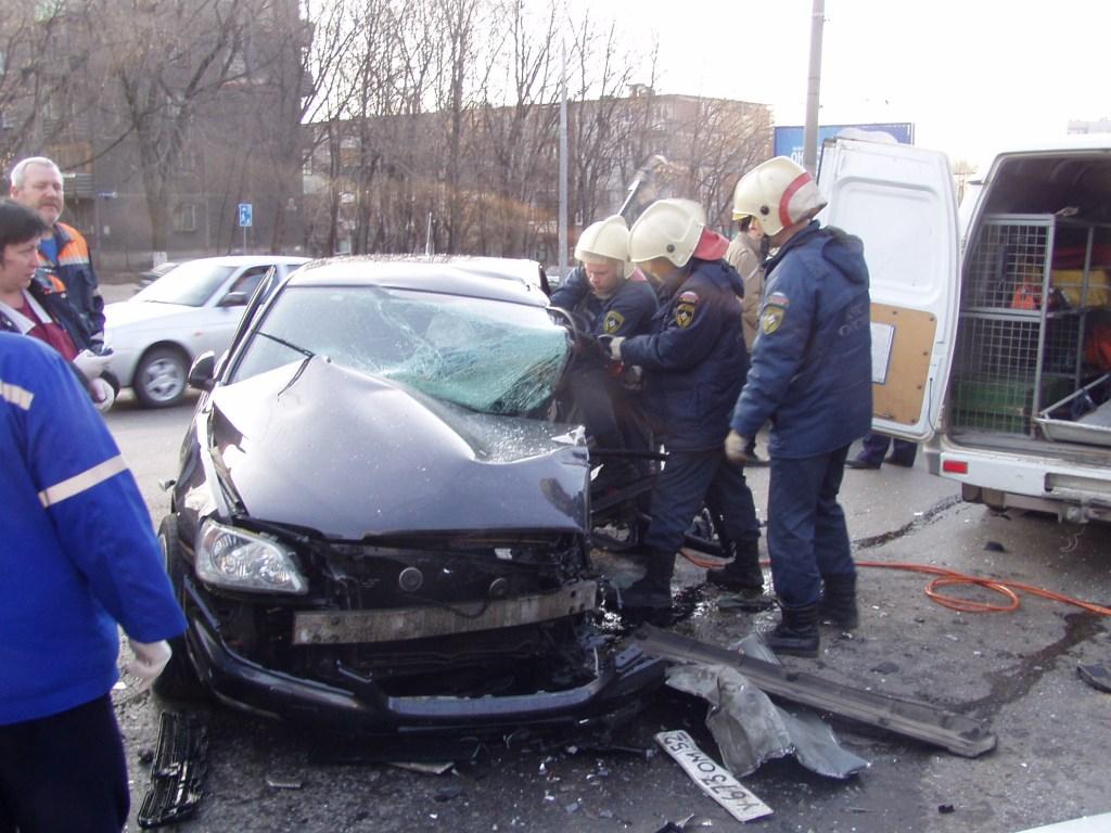дтп северо восточная хорда. обсуждение аварии. дтп м6 скопинский район. обсуждение аварии. авария мать кардашьян.