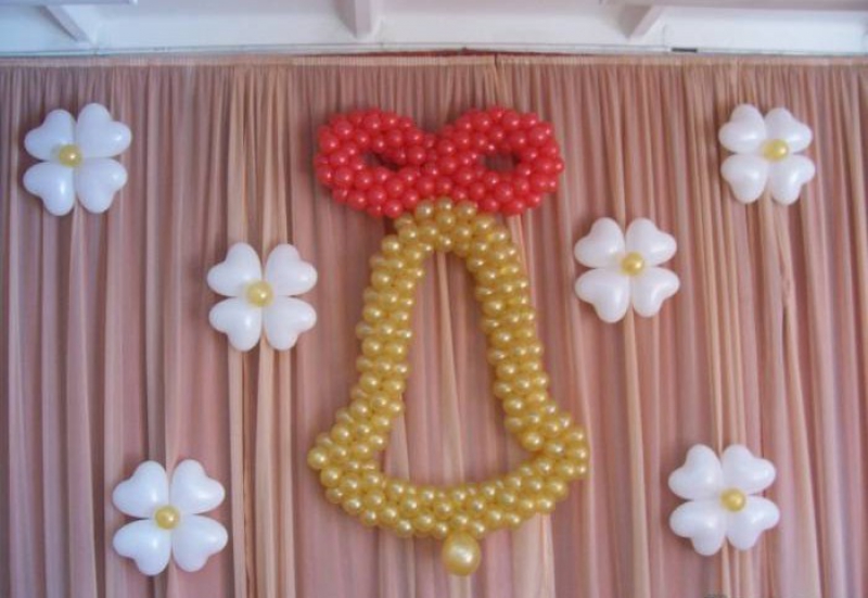 Оформляла последнюю. Украшение школьного зала. Оформляла последнюю. Оформляла последнюю. Оформляла последнюю.