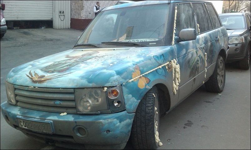 v mashine zavelas mysh kak ee ottuda