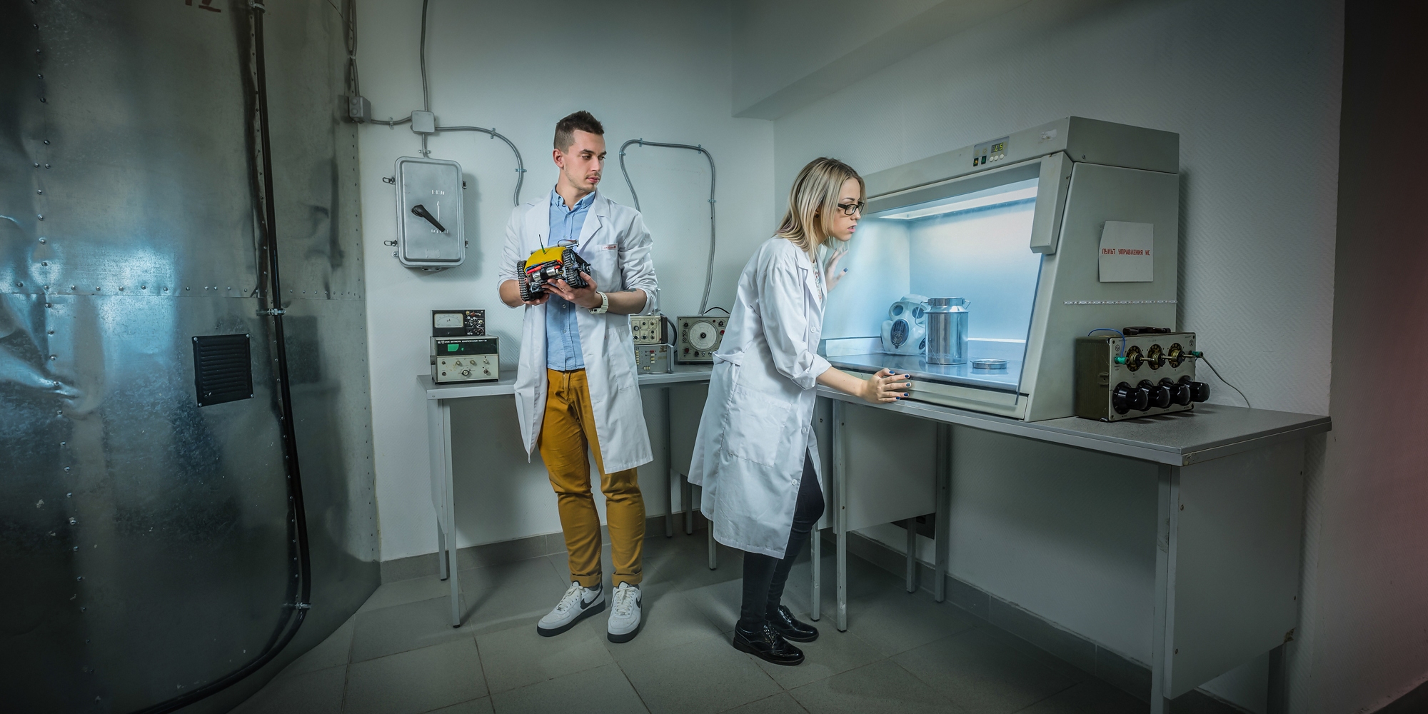 здание научно-исследовательского центра ракетных войск и артиллерии. секретный нии. секретные нии россии. лаборатория 5 нии 400 абхазия. секретная лаборатория обитель зла.