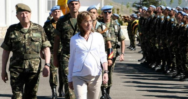 Министр обороны испании