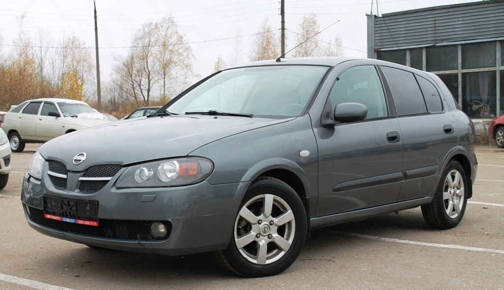 Купить ниссан альмера хэтчбек. Nissan Almera 2005 хэтчбек. Альмера хэтчбек 2005. Ниссан Альмера хэтчбек 2005. Ниссан Альмера универсал 2005.