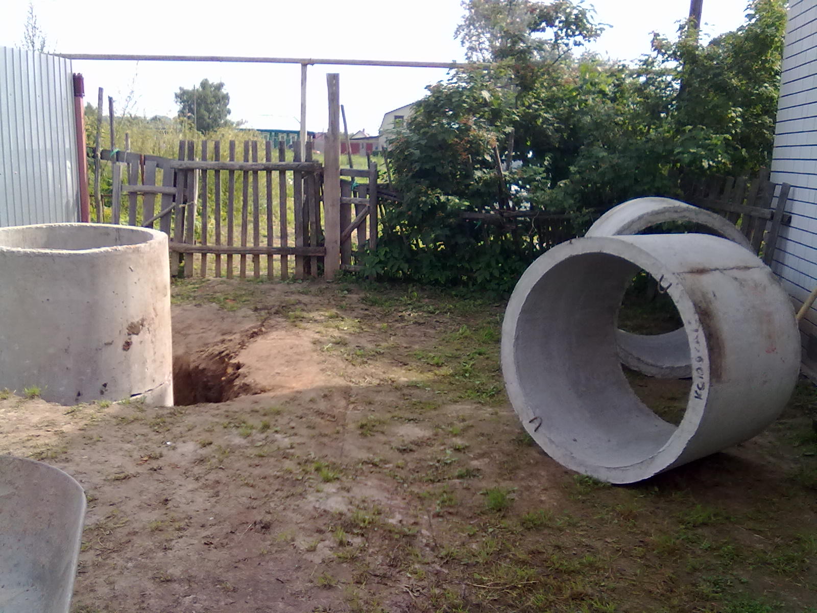 Замерзает ли септик из бетонных колец зимой