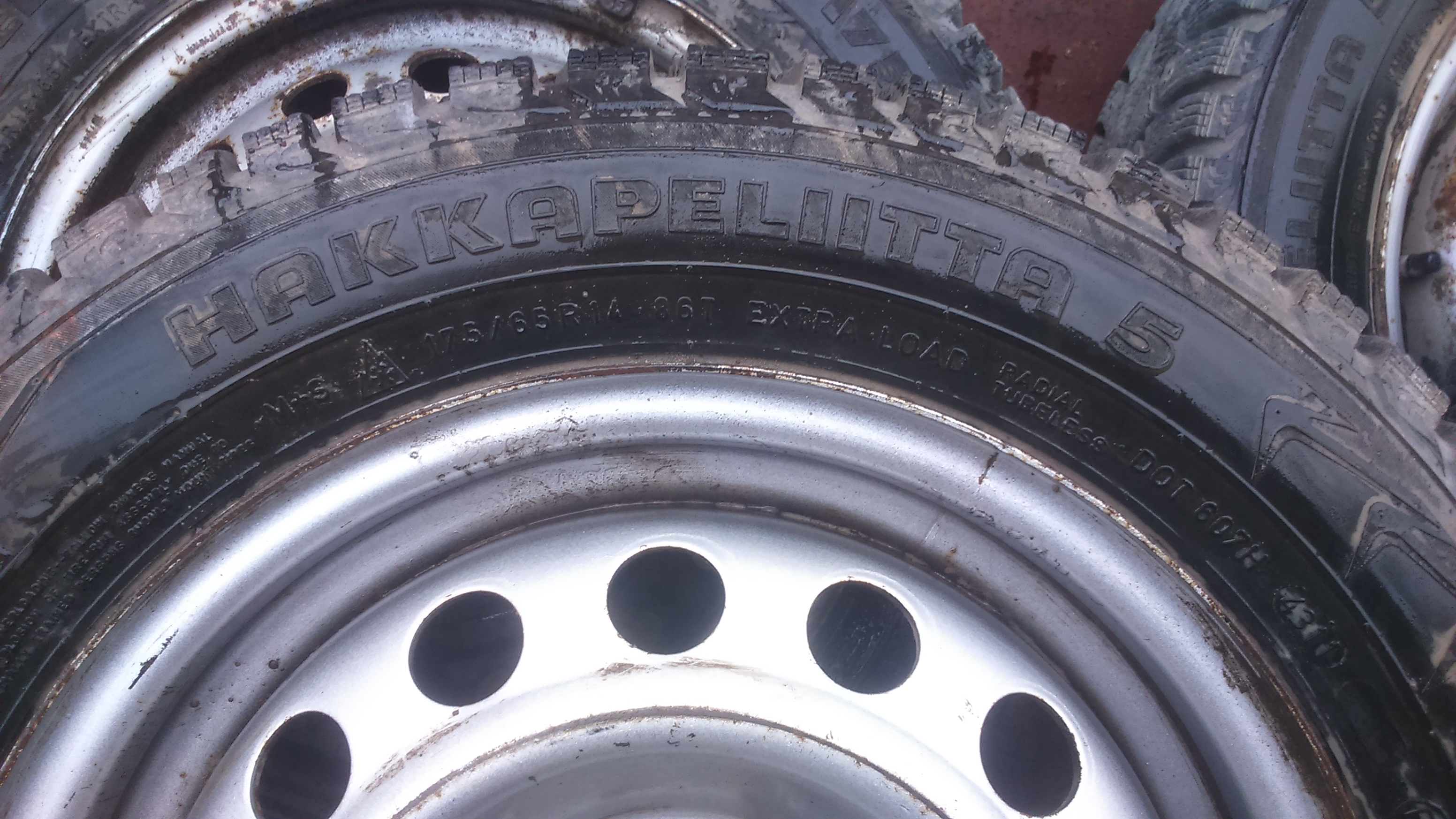 Резина нексия. Колесо б/у 14 нексия. Зимние колеса нексия. Зимние колеса нексия. Зимние колеса нексия.