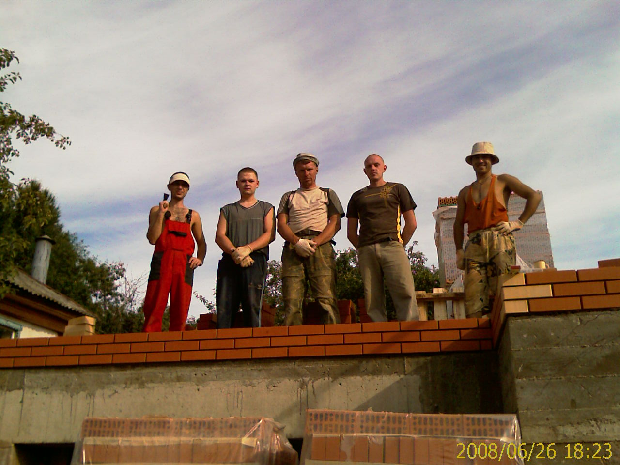 Где снимали бригаду трубы