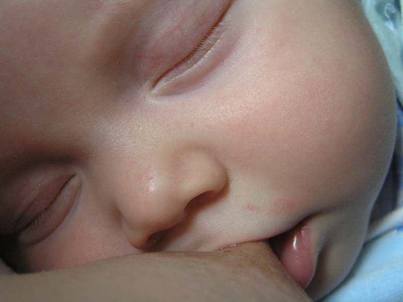 Rain Florence Breastfeeding