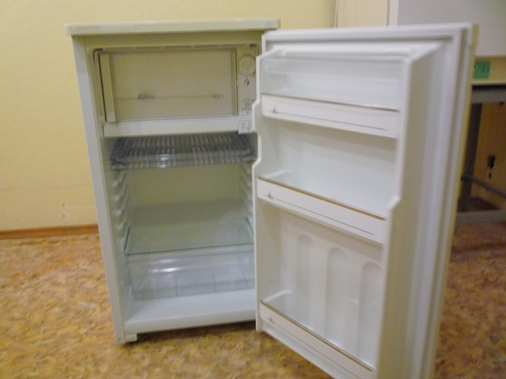 Купить Холодильник Бу В Твери Недорого