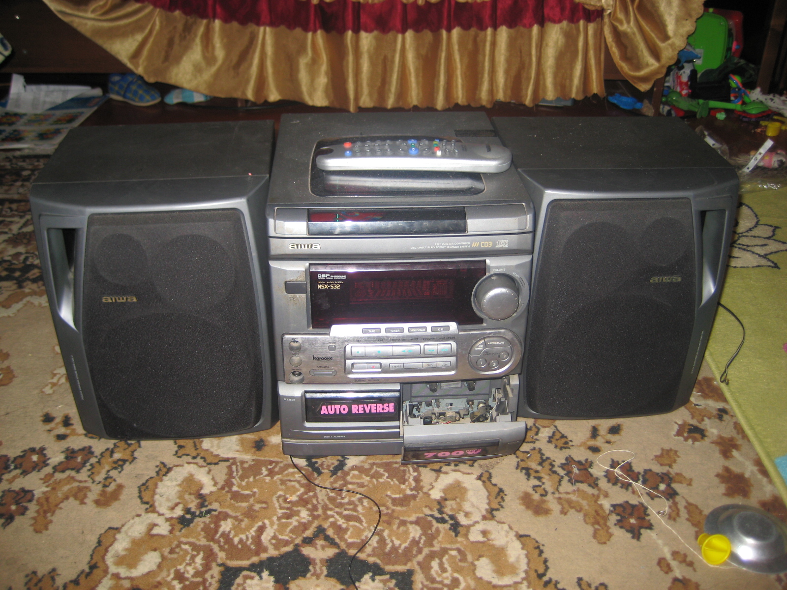Характеристика музыкального центра aiwa. Aiwa NSX-532. Aiwa NSX-522. Музыкальный центр Aiwa NSX-522. Музыкальный центр Aiwa NSX s32.