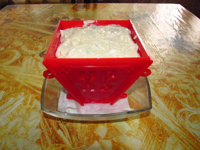 Пасочница 900г. Форма для творожной пасхи. Форма для творожной пасхи мп76-54 (мультидом. Формочка для пасхи творожной. Как собрать форму.