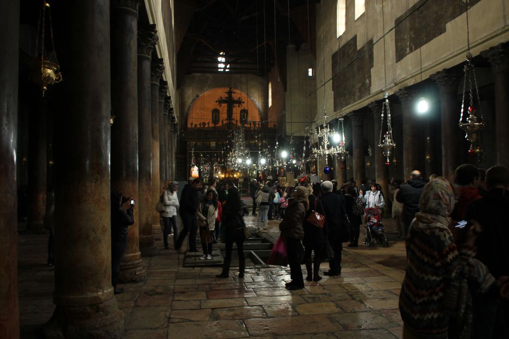 израиль вифлеем храм рождества христова. новый год в палестине. иерусалим вифлеем назарет. рождество христово израиль. паломники.