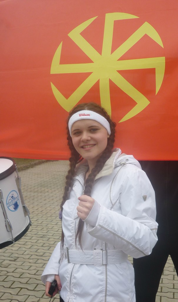 Оксана Окладникова Националистка