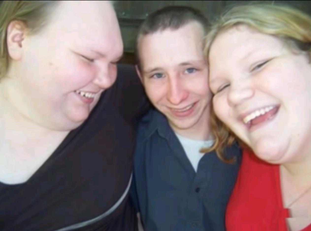 Женился на страшной