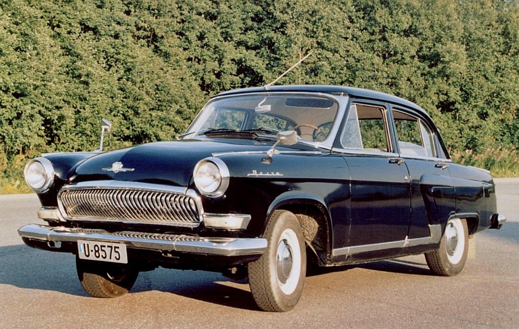 Russian car, teen bubble but nude