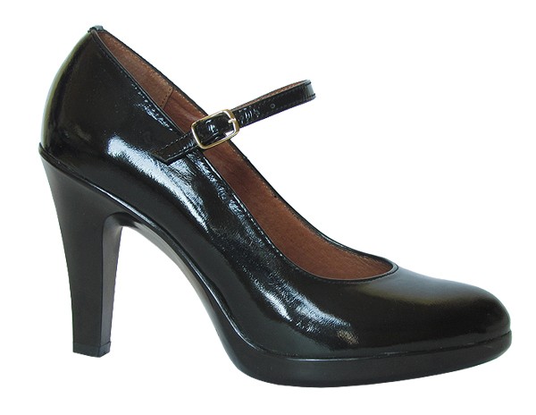 Сколько туфлей?. Christian louboutin обои. Armando light step обувь туфли лак. Ноги в туфлях на высоких каблуках. Лабутены от кристиана лубутена.